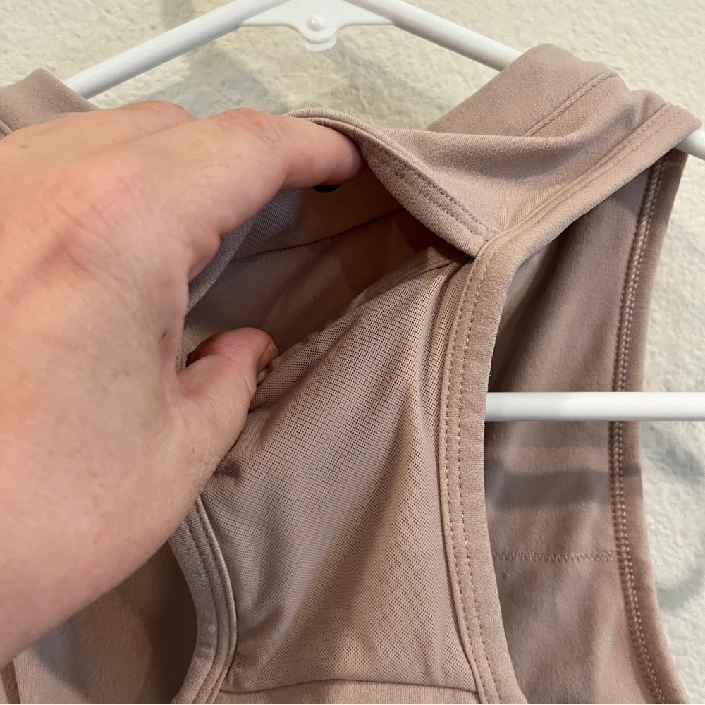 Gym shark light mauve pink sports bra fits like xsmall light padding racer back - Picture 3 of 7